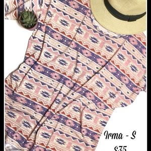 NWT LuLaRoe Irma top, size small!